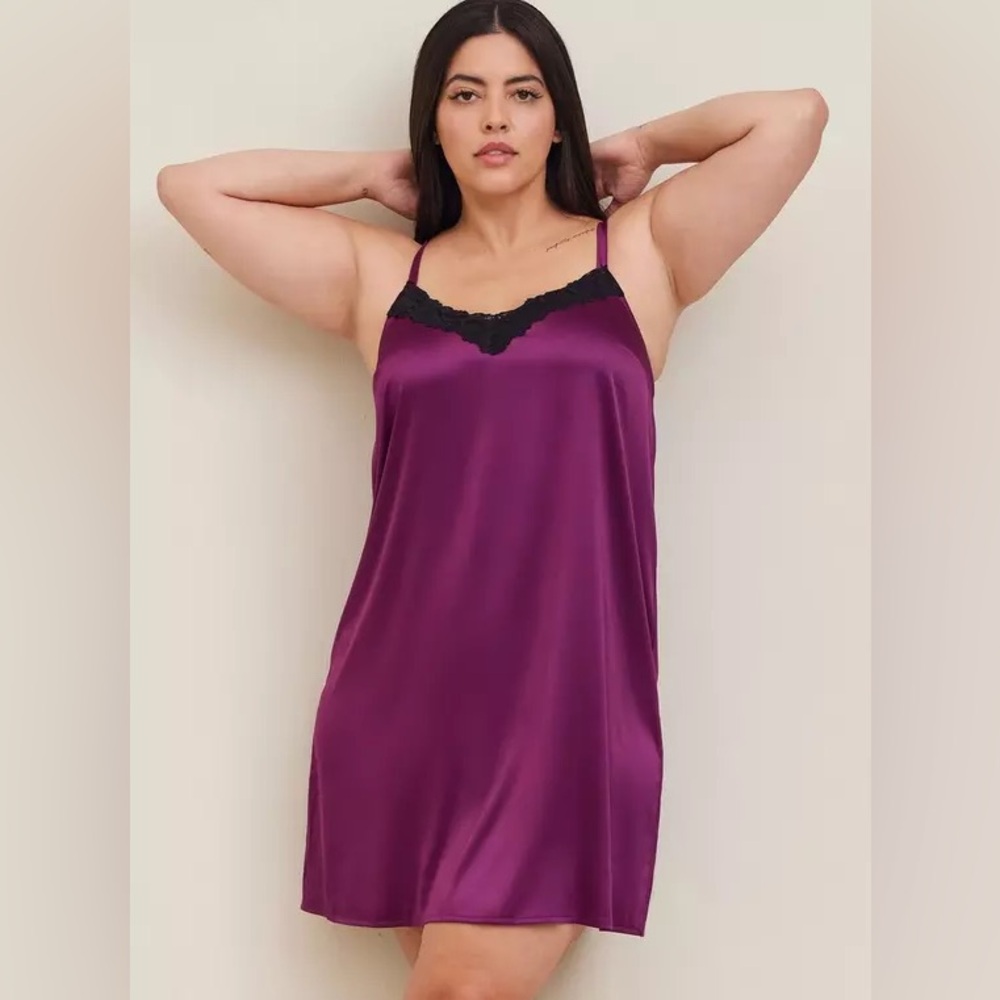Torrid Dream Satin Lace Trim Sleep Cami Gown size 0